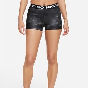 Nike Pro Dri-FIT Women’s 3” Camo Shorts